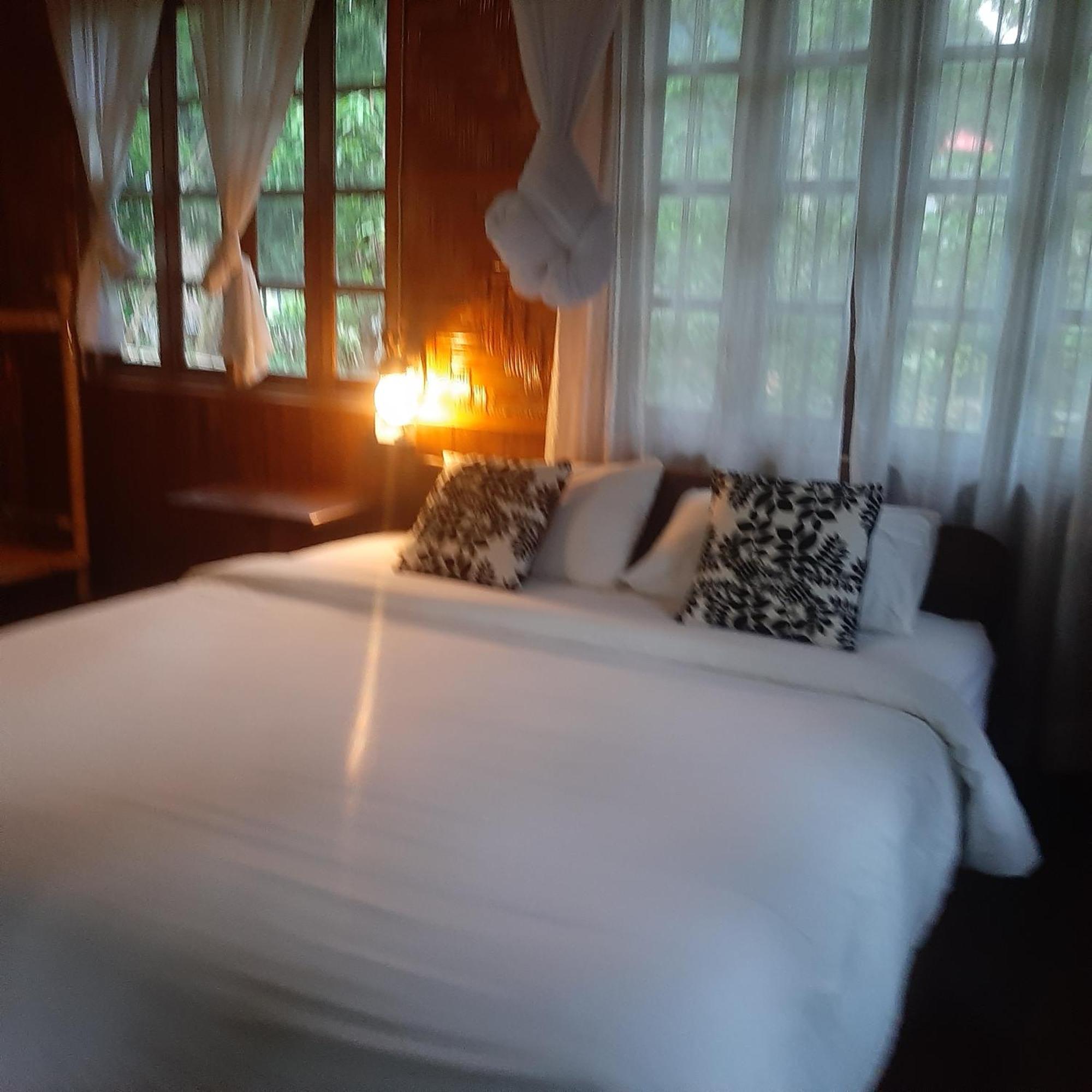 Ning Ning Guesthouse Muang Ngoi Quarto foto